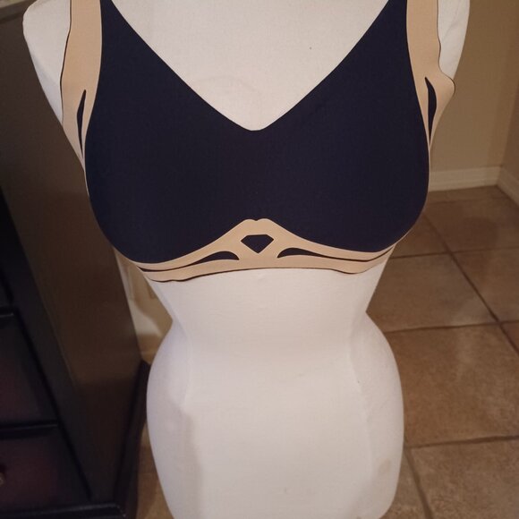 Joau Women's Seamless Wireless Everyday Bras - Picture 6 of 7